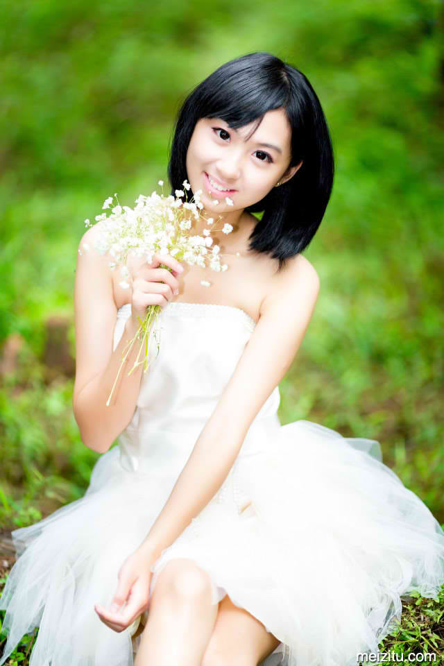 厨房贵妇吞吃巨龙生子小说
