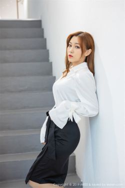 在镜子里看我是怎么c哭你