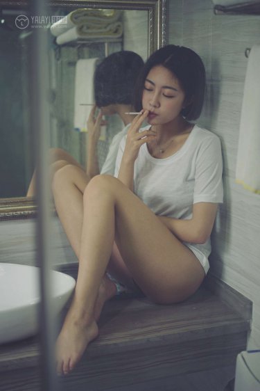 最新周天李若雪免费