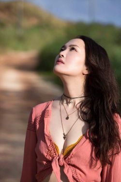 小鸡炖蘑菇视频